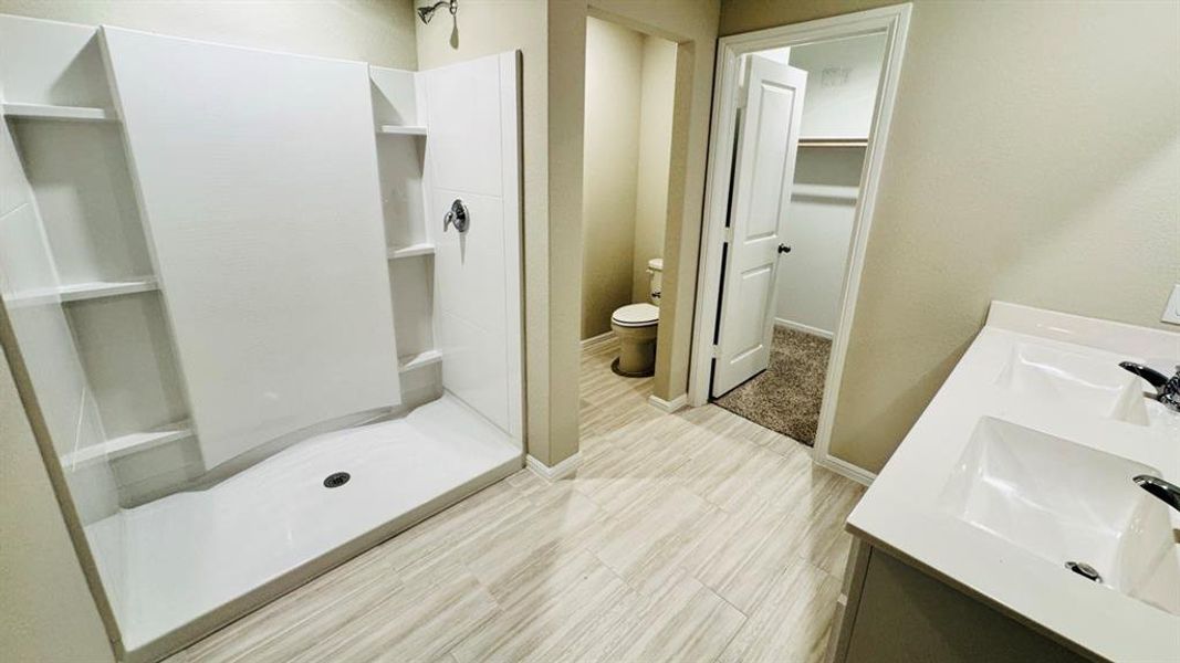 Image 16 of a home in Meadowbrook Estates. Image 16 of a home in Meadowbrook Estates.