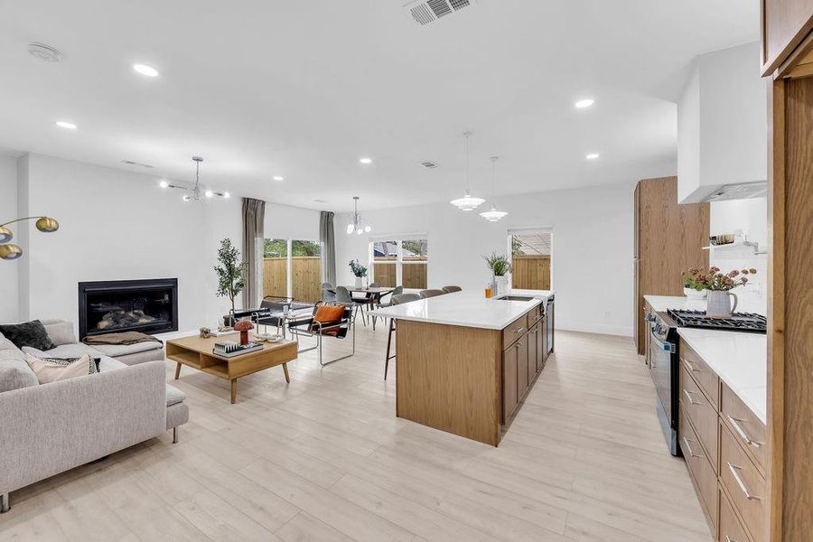 Furnished interior view inside a new home in , Dallas (Image 9).