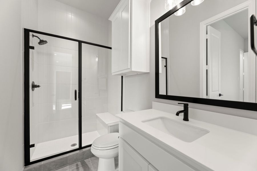 Representative furnished interior of a home built from the Derby by Windsor Homes in Ridge Pointe Estates, McLendon-Chisholm (Image 12).