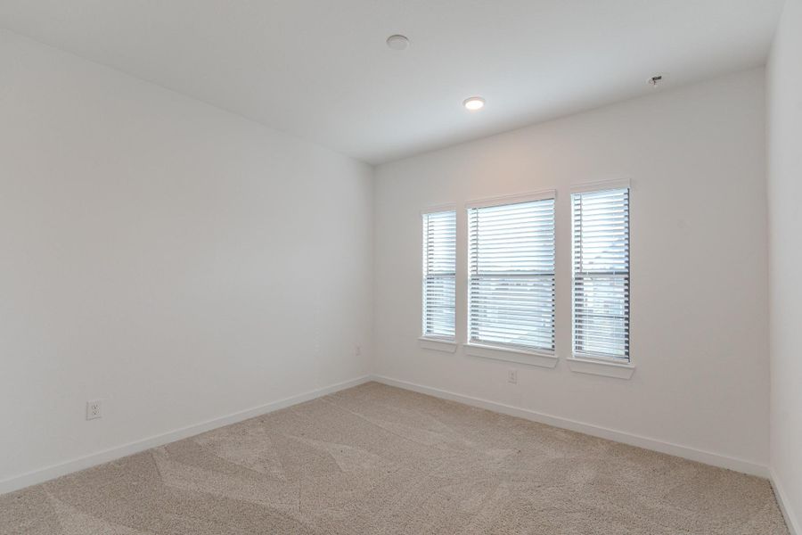 Spacious, unfurnished interior of a new home in , Porter (Image 37).