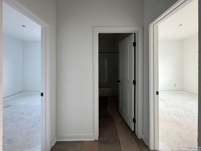 Spacious, unfurnished interior of a new home in The Preserve at the Wilder, Adkins (Image 10).