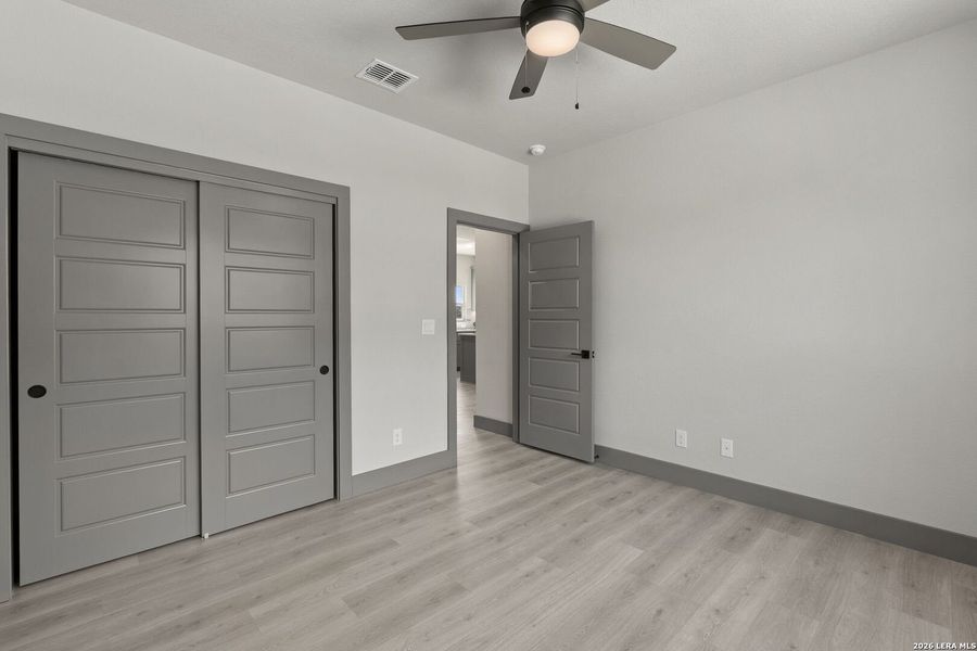 Spacious, unfurnished interior of a new home in , Canyon Lake (Image 27). Spacious, unfurnished interior of a new home in , Canyon Lake (Image 27).