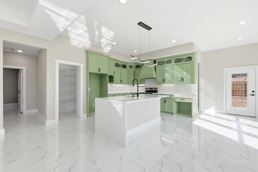 Furnished interior view inside a new home in , Terrell (Image 9).