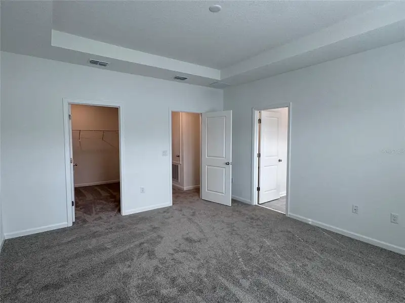 Spacious, unfurnished interior of a new home in , Kissimmee (Image 21).
