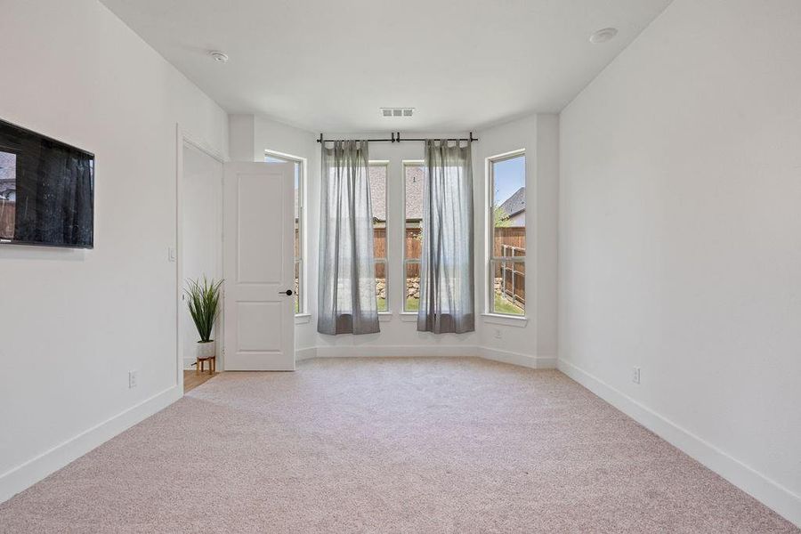 Spacious, unfurnished interior of a new home in Aster Park, McKinney (Image 11). Spacious, unfurnished interior of a new home in Aster Park, McKinney (Image 11).