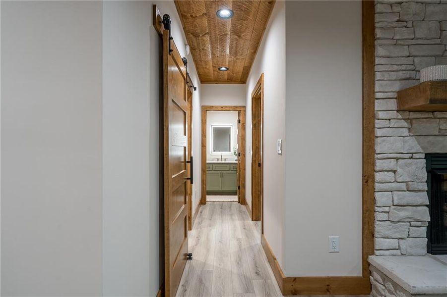 Image 43 of a home in .