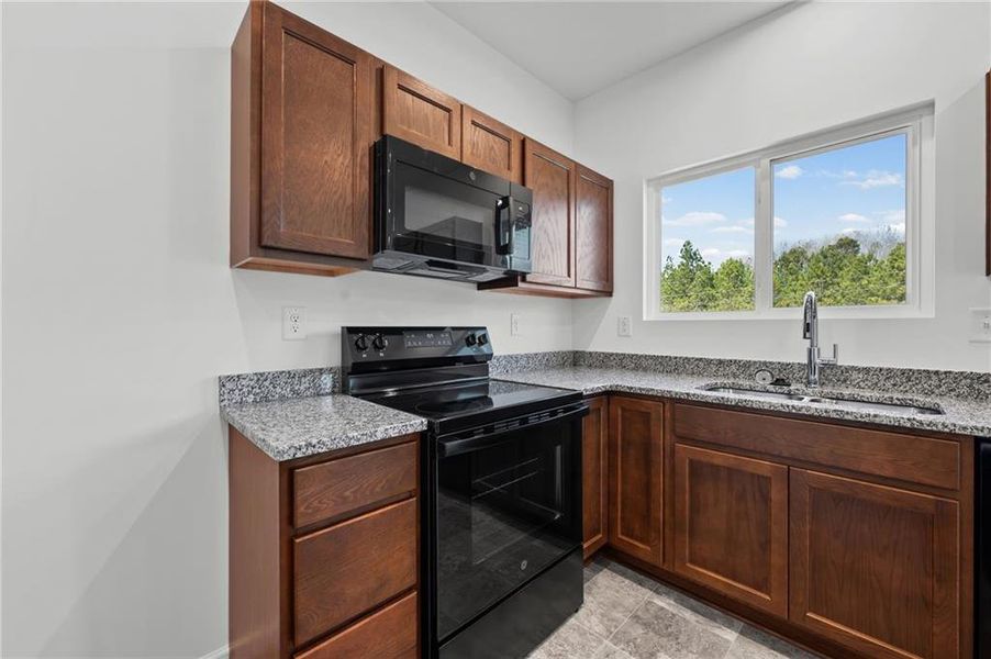 Furnished interior view inside a new home in Sage Woods, Dallas (Image 15).