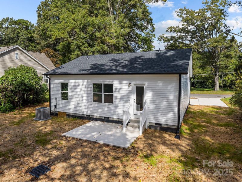 Image 17 of a home in . Image 17 of a home in .