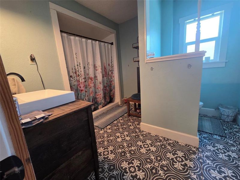 Furnished interior view inside a new home in , Cleburne (Image 9). Furnished interior view inside a new home in , Cleburne (Image 9).