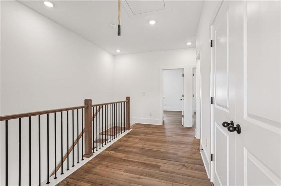 Spacious, unfurnished interior of a new home in Park Vue, Atlanta (Image 26).