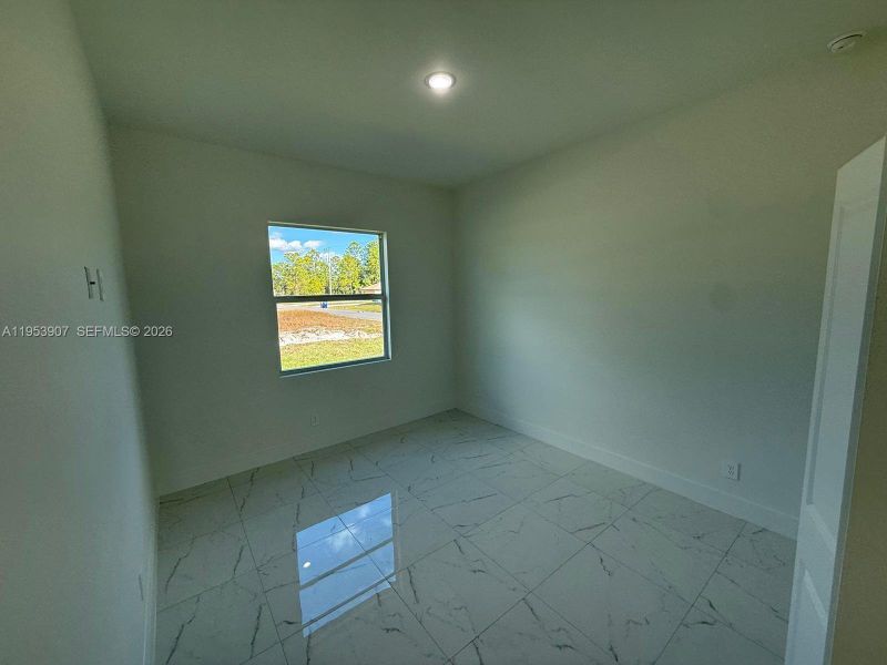 Spacious, unfurnished interior of a new home in , Lehigh Acres (Image 23). Spacious, unfurnished interior of a new home in , Lehigh Acres (Image 23).