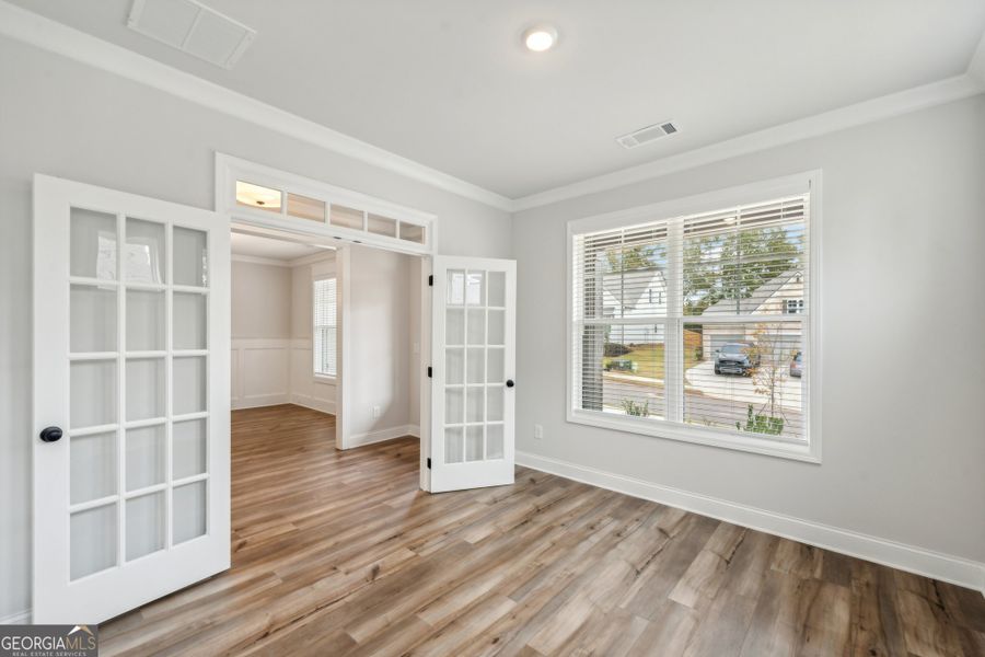 Spacious, unfurnished interior of a new home in Ponderosa Farms Manor, Gainesville (Image 61). Spacious, unfurnished interior of a new home in Ponderosa Farms Manor, Gainesville (Image 61).
