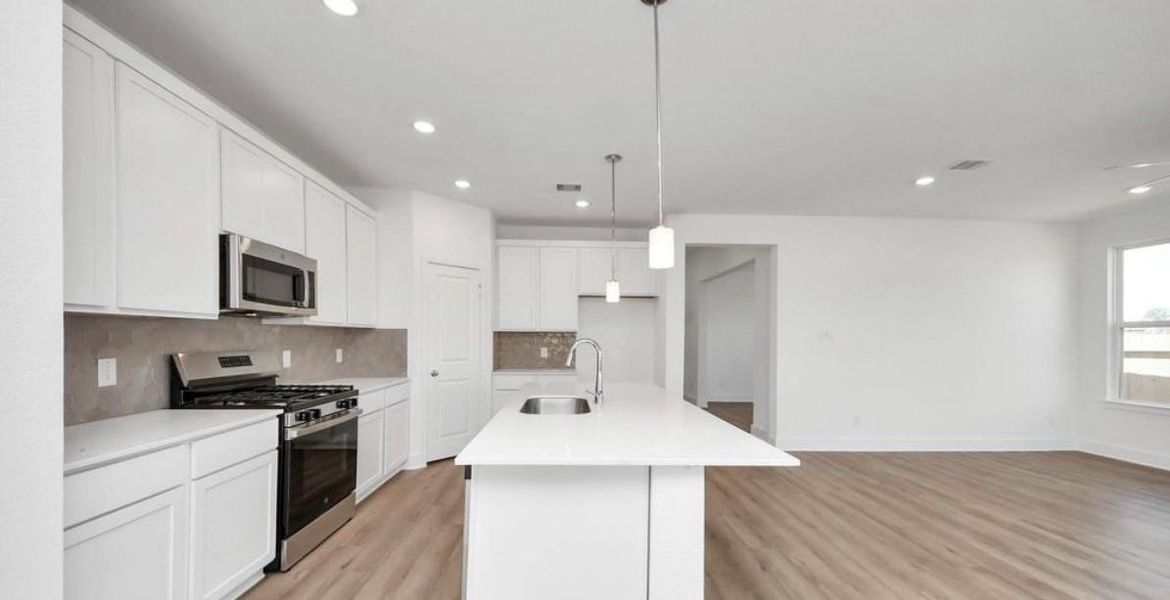 14438 Trumpet Kitchen 14438 Trumpet Kitchen