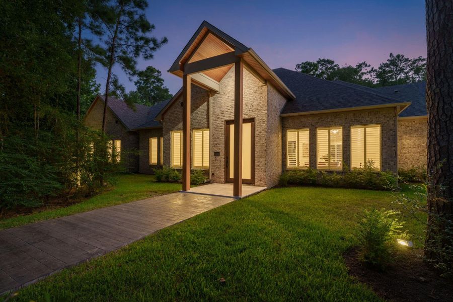 Image 47 of a home in .