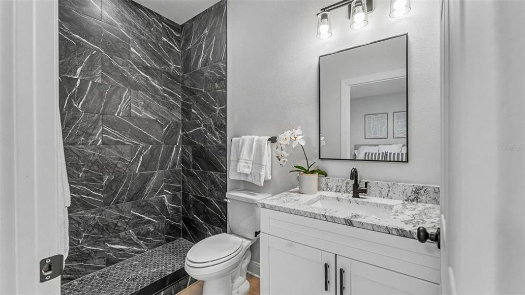 Furnished interior view inside a new home in , Lakeland (Image 10).