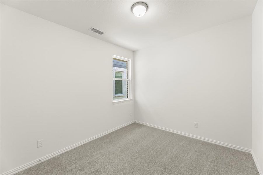 Spacious, unfurnished interior of a new home in Walden Pond, Forney (Image 18).
