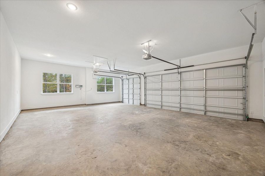 Spacious, unfurnished interior of a new home in , Huntsville (Image 25). Spacious, unfurnished interior of a new home in , Huntsville (Image 25).