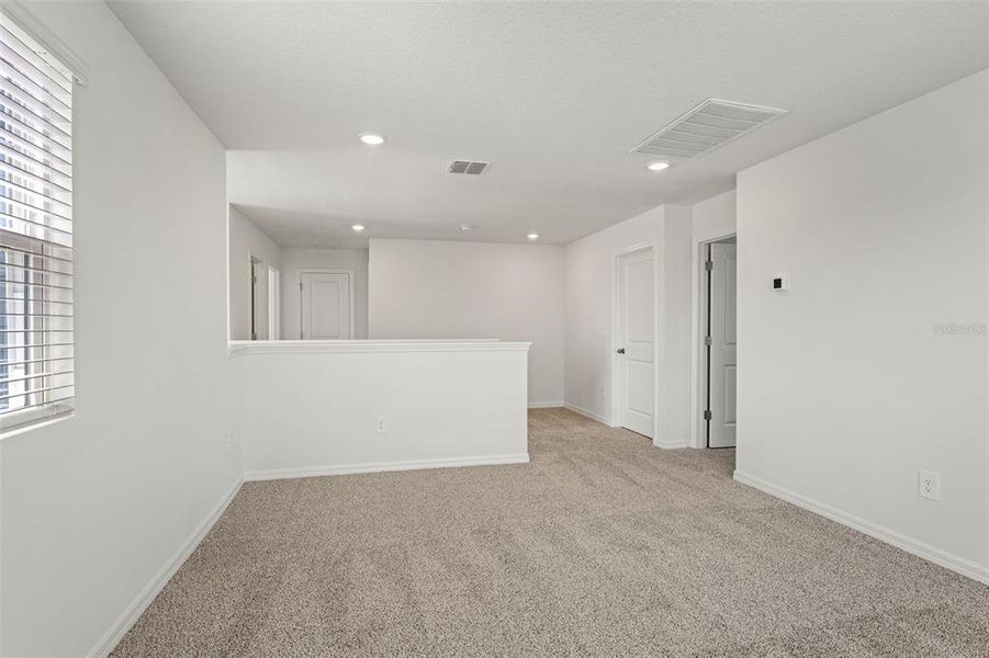 Spacious, unfurnished interior of a new home in Two Rivers - Classic Series, Zephyrhills (Image 19).