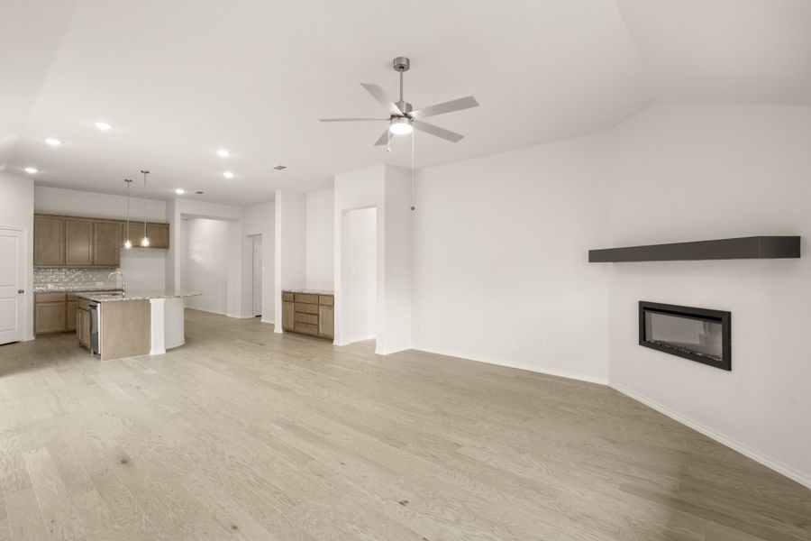 Spacious, unfurnished interior of a new home in Silo Mills, Joshua (Image 15).