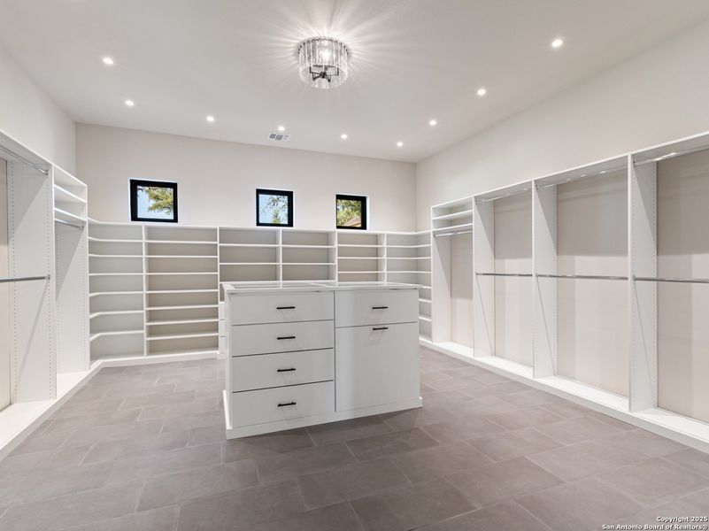 Image 40 of a home in . Image 40 of a home in .