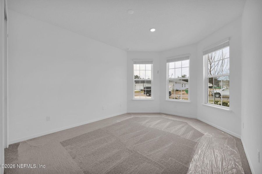 Spacious, unfurnished interior of a new home in Murray Farms, Middleburg (Image 26).