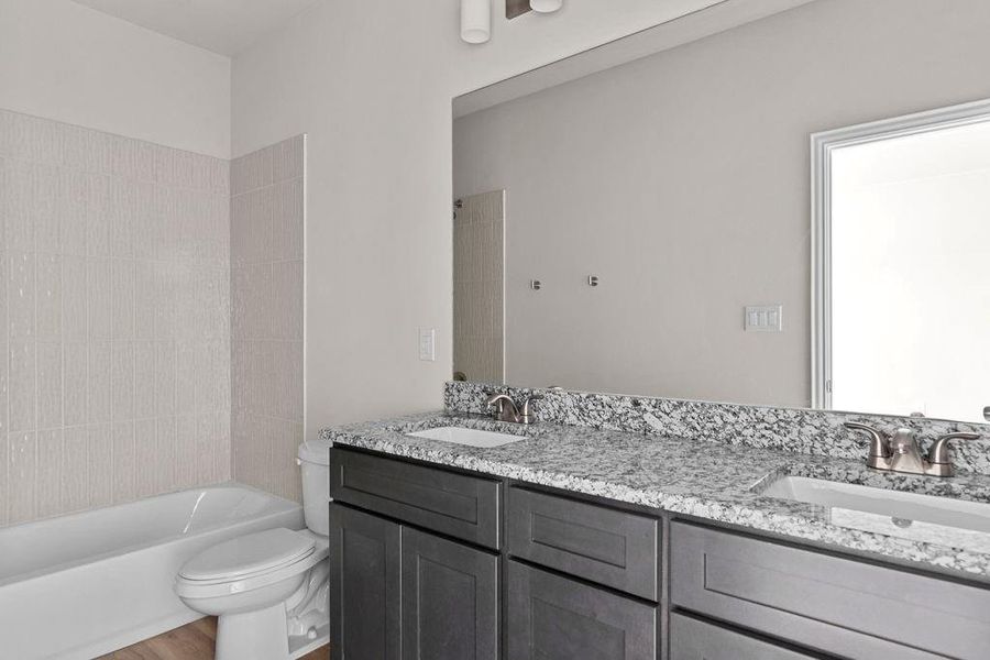 Furnished interior view inside a new home in , Fort Worth (Image 8).