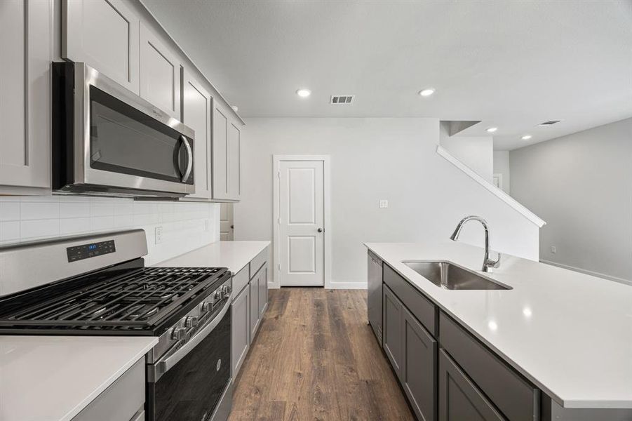 Furnished interior view inside a new home in Ambergrove, Royse City (Image 6). Furnished interior view inside a new home in Ambergrove, Royse City (Image 6).