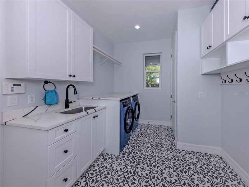 Furnished interior view inside a new home in , Venice (Image 15).