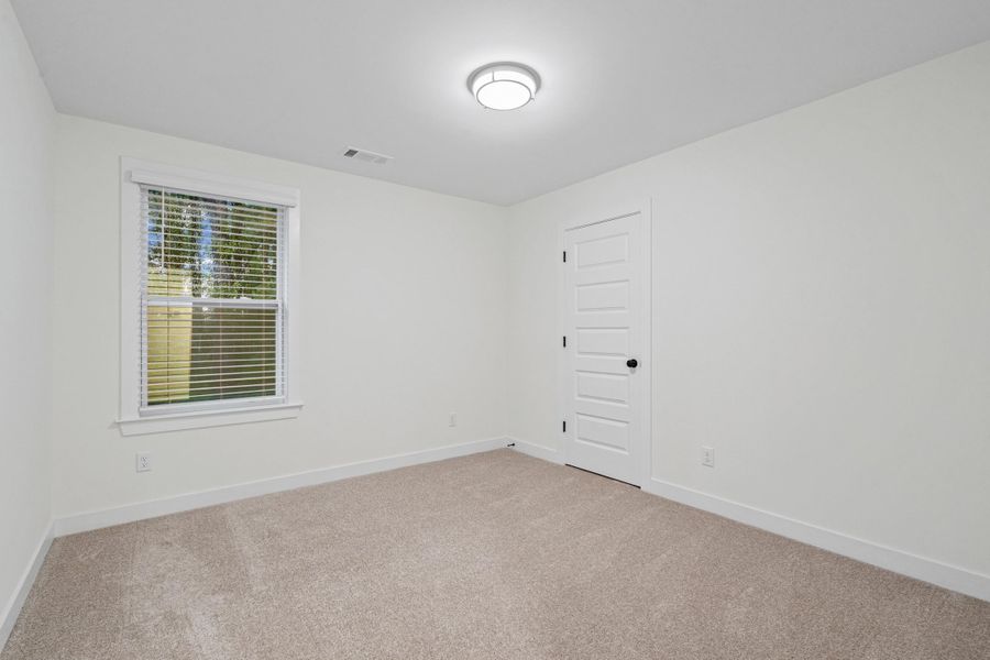 Spacious, unfurnished interior of a new home in Walker Farms, Bartlett (Image 26).