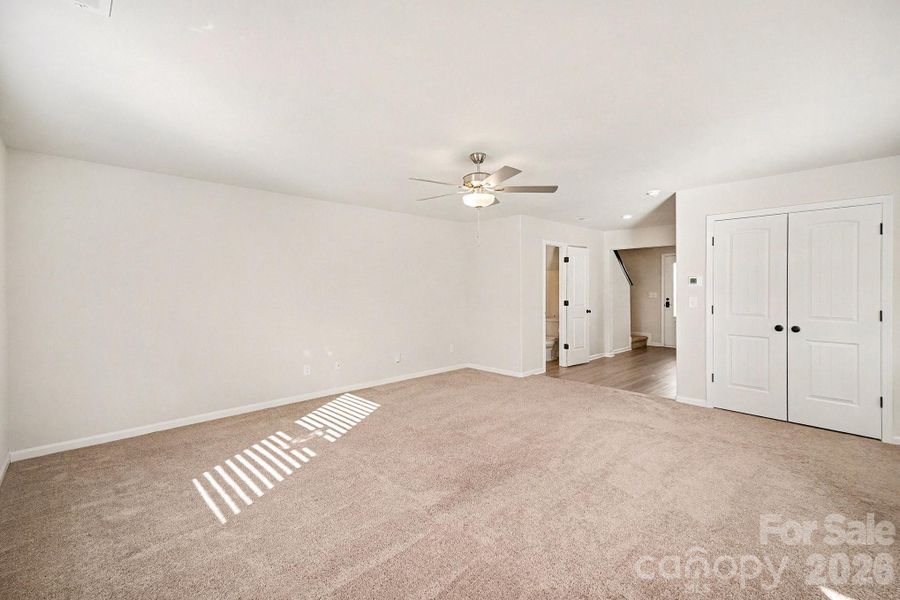 Spacious, unfurnished interior of a new home in , Shelby (Image 24).