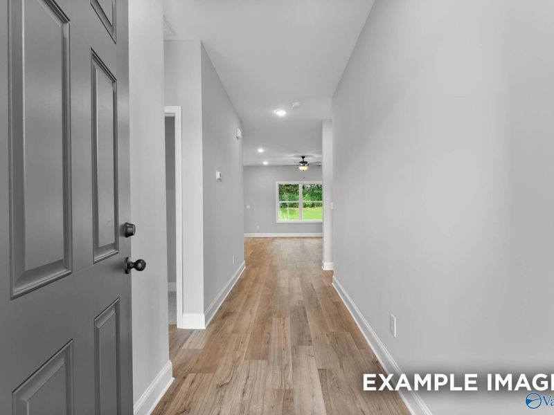 Spacious, unfurnished interior of a new home in Bailey Park, Fayetteville (Image 9).
