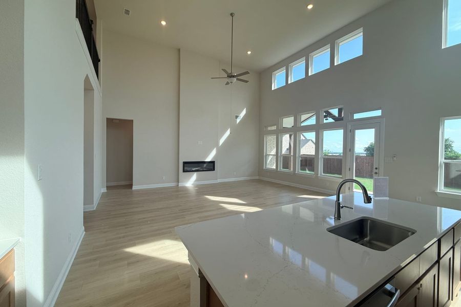 Spacious, unfurnished interior of a new home in Polo Ridge, Forney (Image 14). Spacious, unfurnished interior of a new home in Polo Ridge, Forney (Image 14).