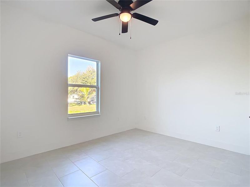 Spacious, unfurnished interior of a new home in , Lehigh Acres (Image 23).
