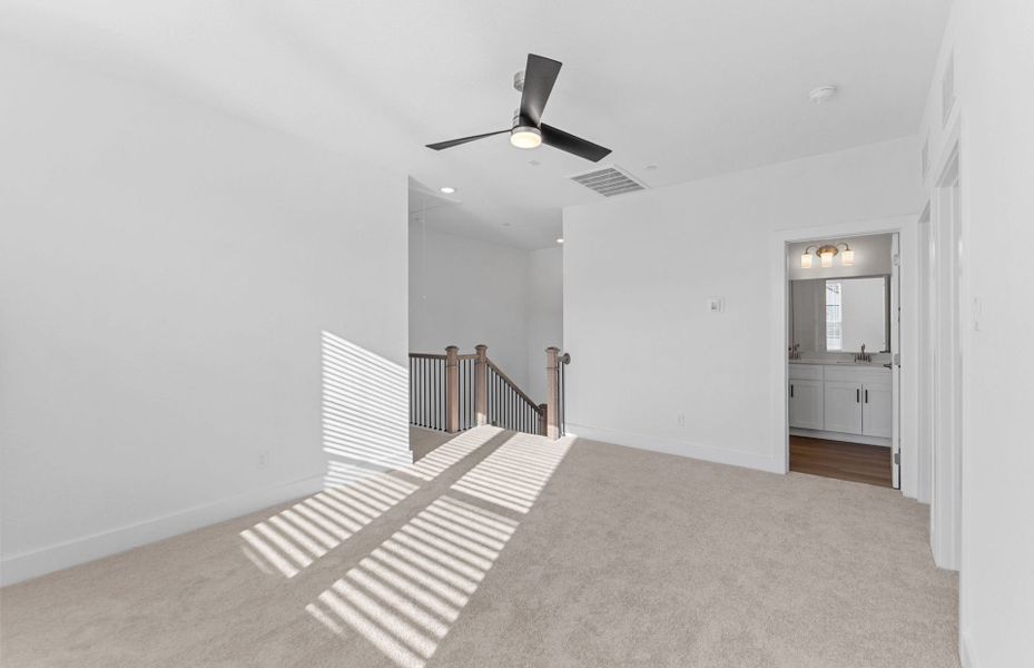 Spacious, unfurnished interior of a new home in Northpoint at Old Settlers, Round Rock (Image 22).