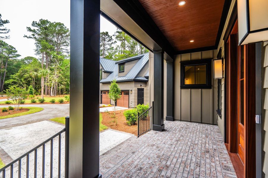 Exterior details and patio area of a home in , Johns Island (Image 4).