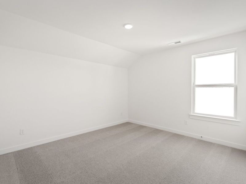 Spacious, unfurnished interior of a new home in Woods Crossing, Gallatin (Image 66).