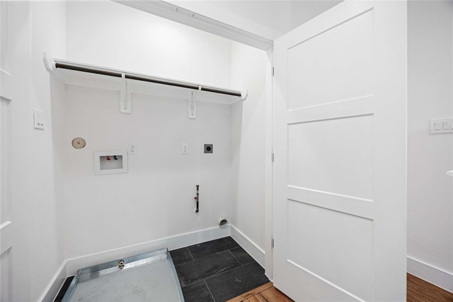 Image 25 of a home in .