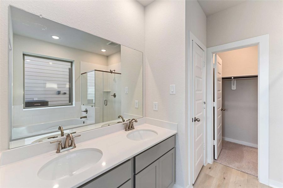 Furnished interior view inside a new home in Magnolia Springs, Montgomery (Image 4). Furnished interior view inside a new home in Magnolia Springs, Montgomery (Image 4).