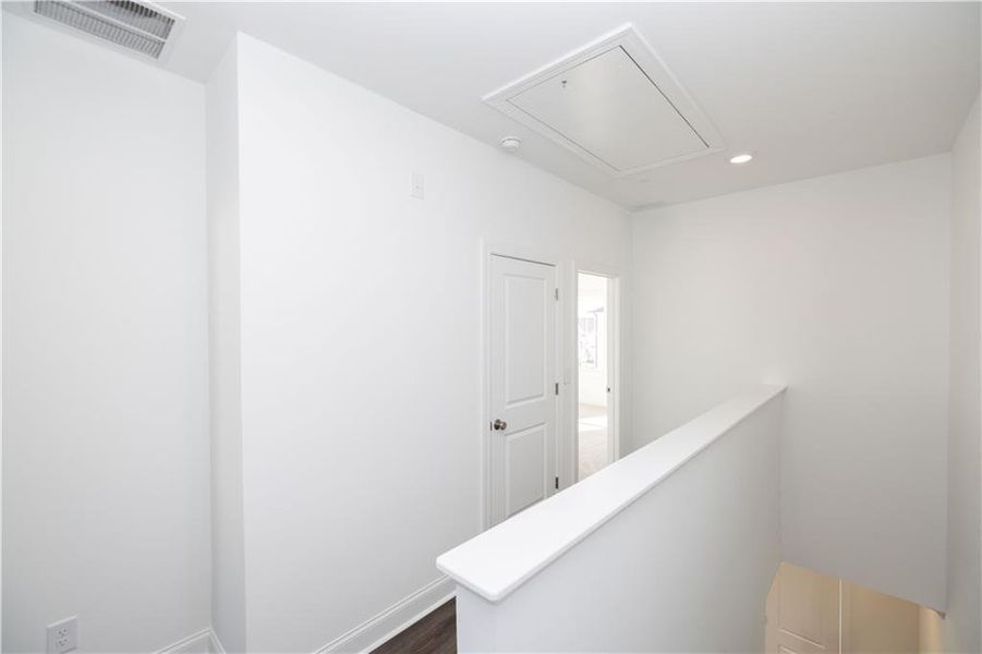 Spacious, unfurnished interior of a new home in Millcroft Townhomes, Buford (Image 19). Spacious, unfurnished interior of a new home in Millcroft Townhomes, Buford (Image 19).