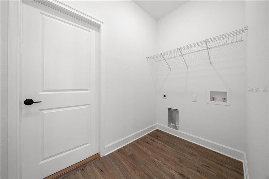 Spacious, unfurnished interior of a new home in , Spring Hill (Image 41).