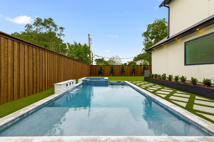 Exterior details and patio area of a home in , Dallas (Image 27).