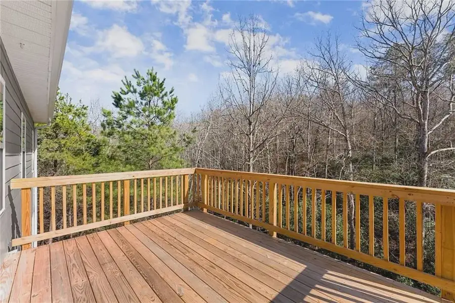 Representative exterior details of a home built from the 1709 by Adams Homes in Chambers Landing, Commerce (Image 3).