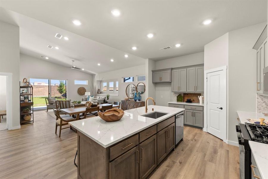 1620 Morningside_3503_Sequoia II_Kitchen (2)