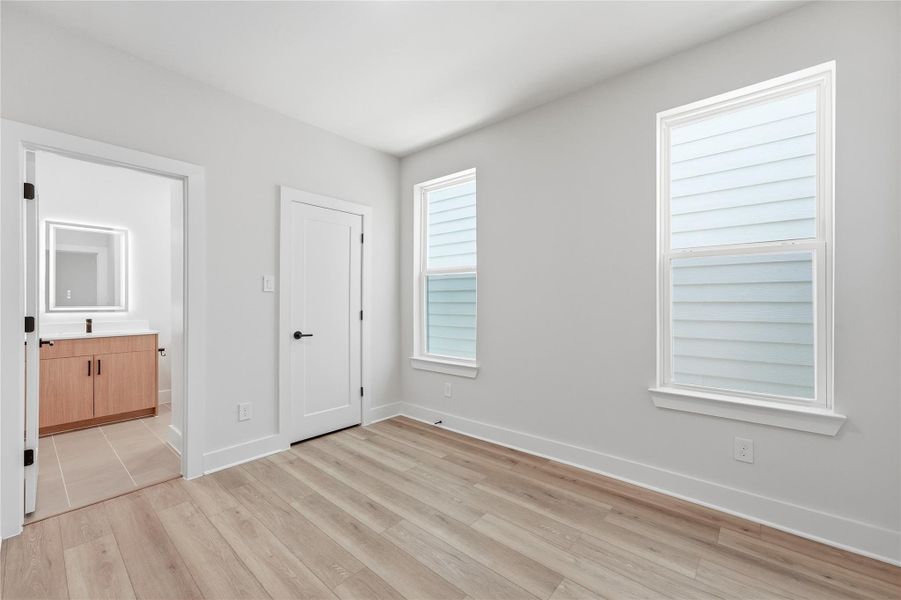 Spacious, unfurnished interior of a new home in , Houston (Image 20). Spacious, unfurnished interior of a new home in , Houston (Image 20).