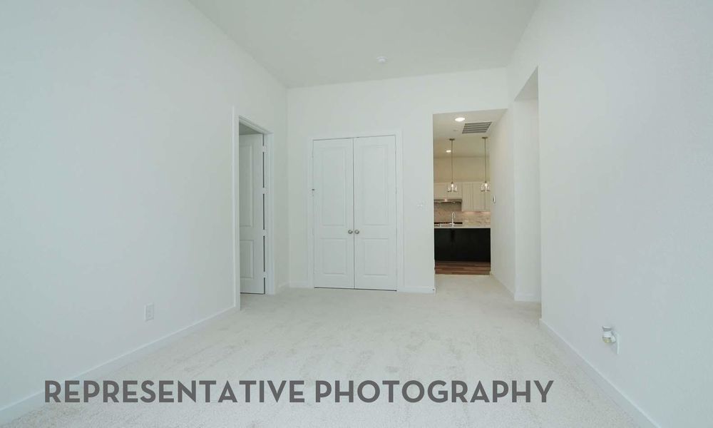 Spacious, unfurnished interior of a new home in Two Step Farm, Montgomery (Image 14).