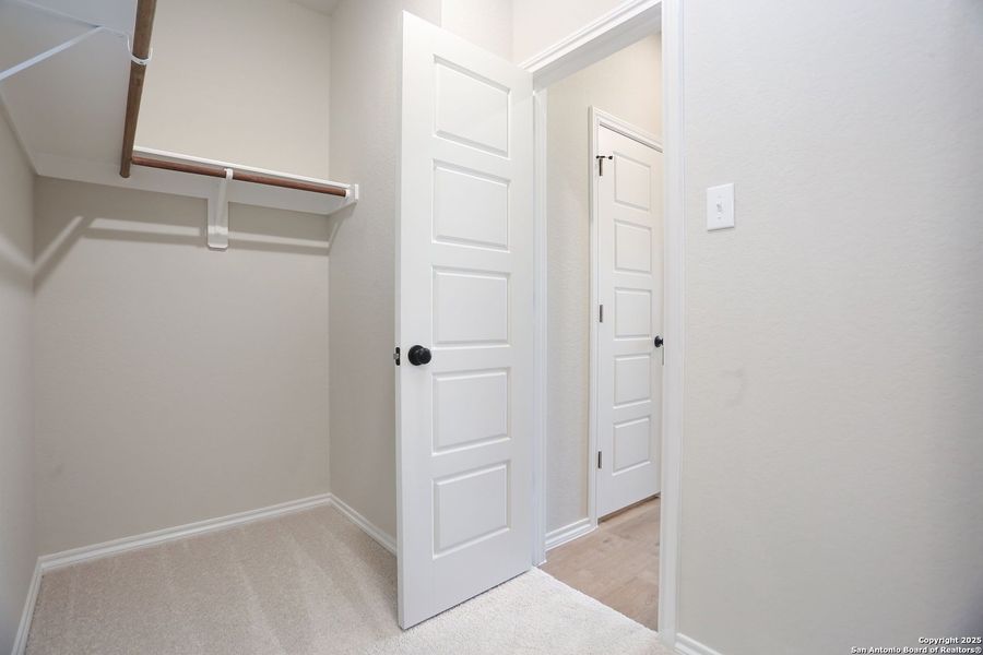 Image 50 of a home in Fairway Crossing 40s.