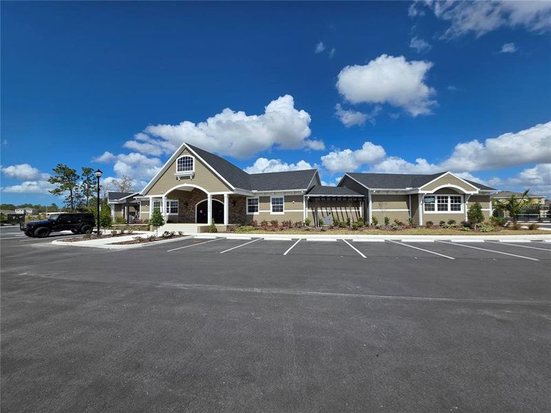Community amenities in Waterford, Brooksville (Image 36).