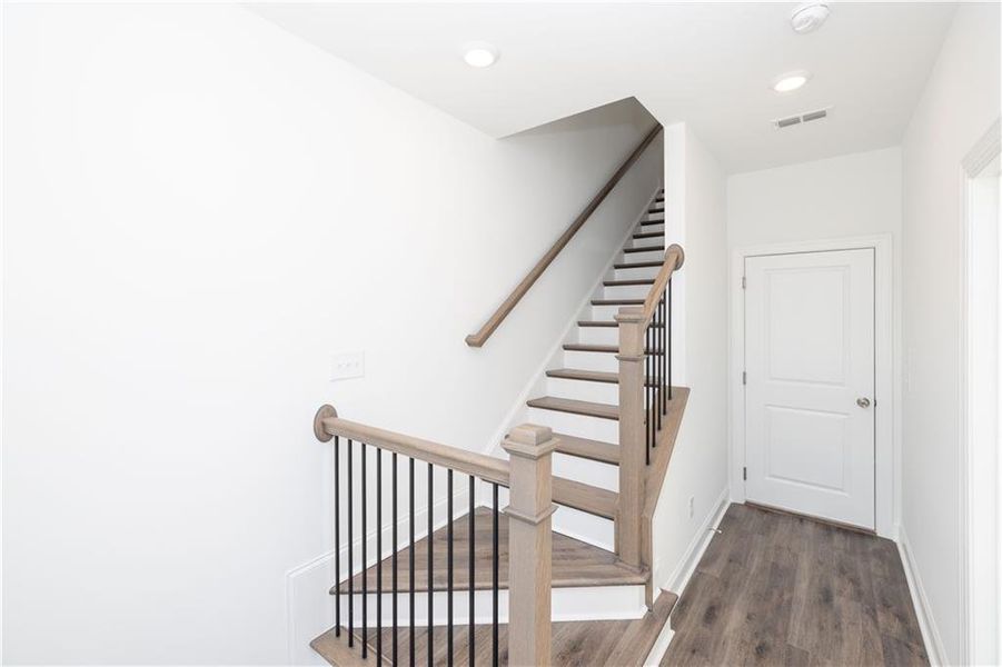 Spacious, unfurnished interior of a new home in Millcroft Townhomes, Buford (Image 32). Spacious, unfurnished interior of a new home in Millcroft Townhomes, Buford (Image 32).