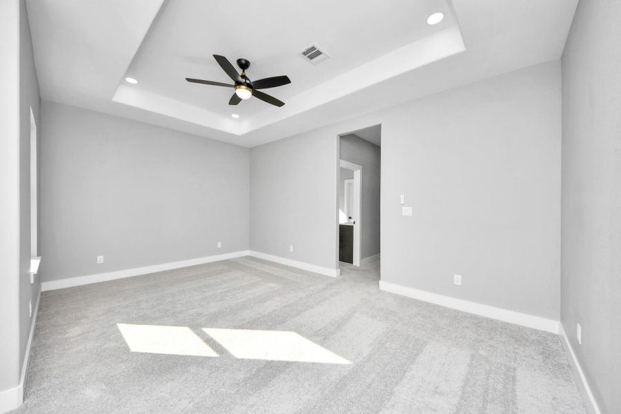 Spacious, unfurnished interior of a new home in , Houston (Image 31).