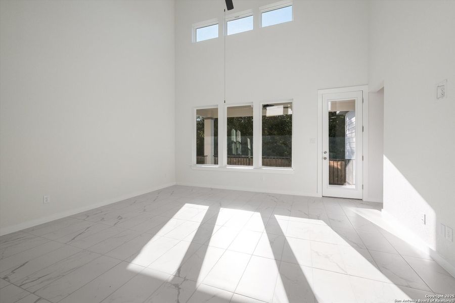Spacious, unfurnished interior of a new home in Park Hill Commons, San Antonio (Image 21).